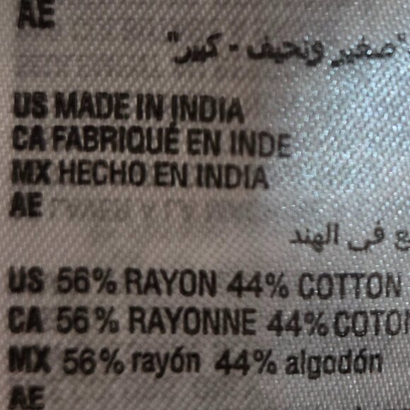 Style & Company* White V-neck blouse w/ short flutter sleeves* Size: PL - Picture 9 of 9